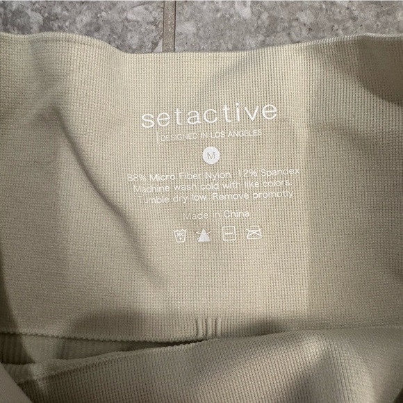 Set Active Sculptflex Power Leggings Womens size medium in Oatmilk cream - Picture 8 of 10